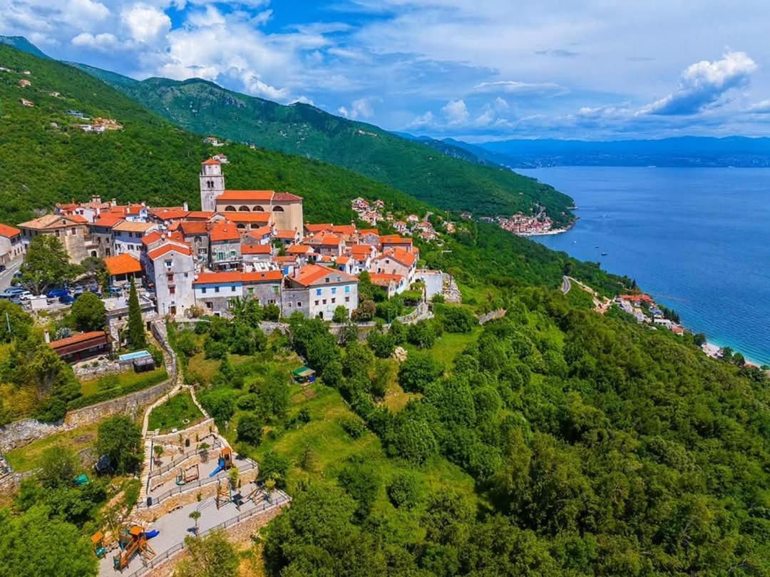 Apartments Blue & Green Mošćenička Draga Zewnętrze zdjęcie